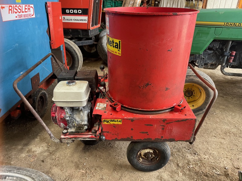 Hay/Forage/Livestock  AgriMetal Gas Bale Chopper Photo